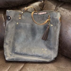 InBlue grey tote